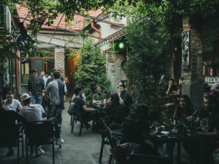 Gekko Pub and Bánya Club